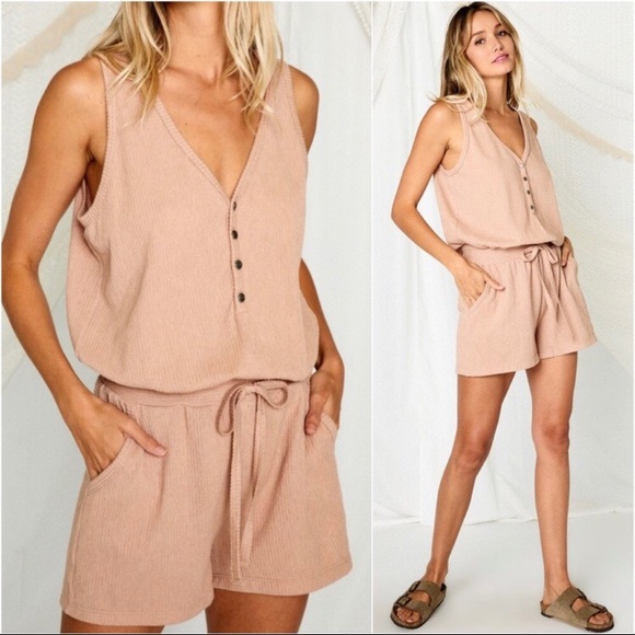 USA Made beige blush women’s comfy summer romper weekend outfit - Picture 2 of 3